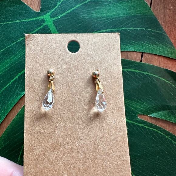 BOGO FREE CRYSTAL DANGLY EARRINGS - Picture 1 of 4